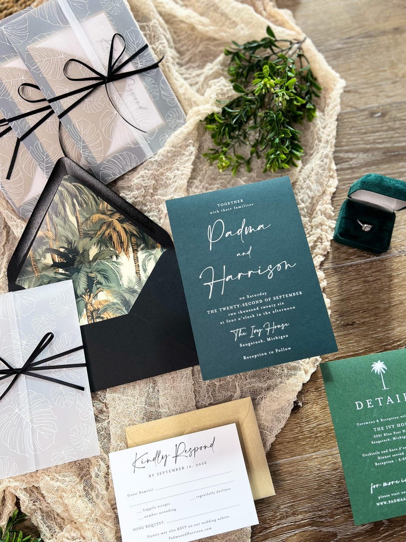 Tropical Wedding Invitation Suite: Palm, Monstera, Vellum Jacket bild 4