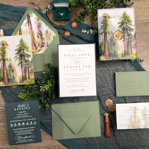 Sequoia Tree Wedding Invitation Suite: Green Forest, Vellum Jacket afbeelding 2