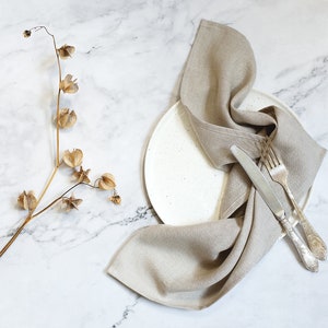 Custom Cloth Napkins, Set of Linen Napkins for a Wedding Table, Reusable Dinner Napkins, Linen Napkins Bulk, Wedding Fabric Napkins Set image 4