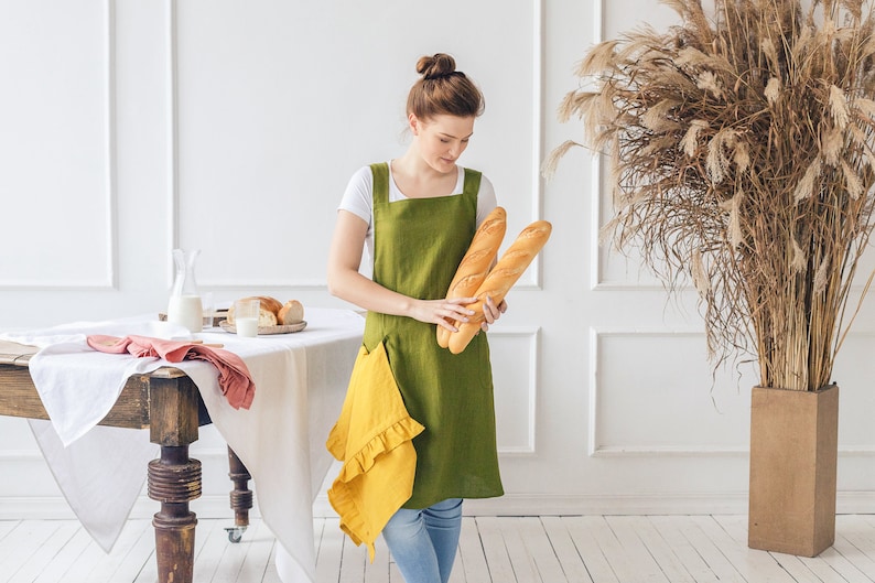 CozyLinen Cross Back Linen Apron