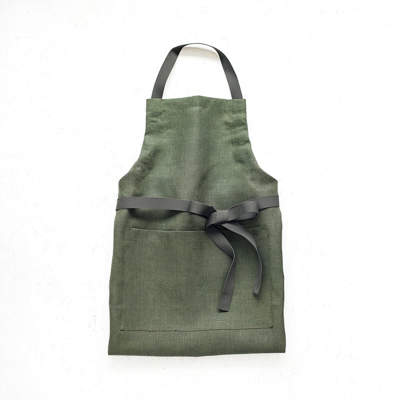 Natural linen restaurant apron with pockets and long adjustable straps more colour choices image 8