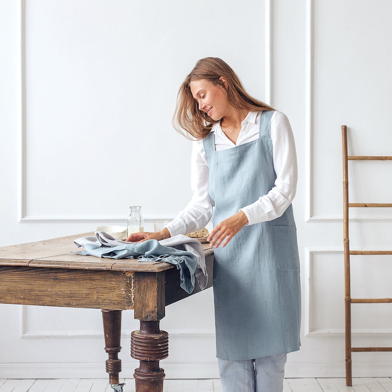CozyLinen Cross Back Linen Apron