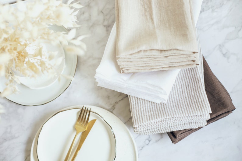 Custom Cloth Napkins, Set of Linen Napkins for a Wedding Table, Reusable Dinner Napkins, Linen Napkins Bulk, Wedding Fabric Napkins Set image 5