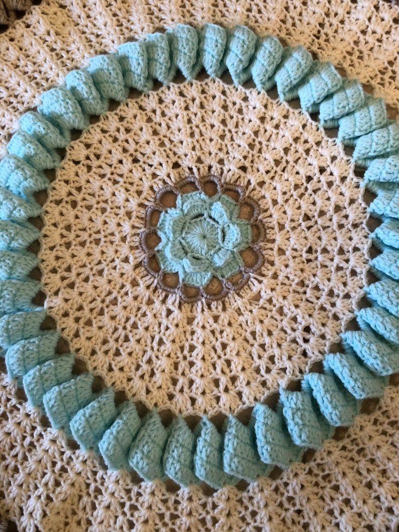 compare prices buy Geometric Afghan. Circular Round Afghan