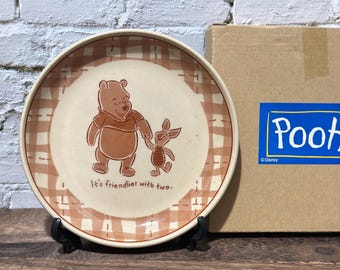 Winnie the Pooh Plate, Pooh's Picnic Plate, Winnie the Pooh 8 Inch