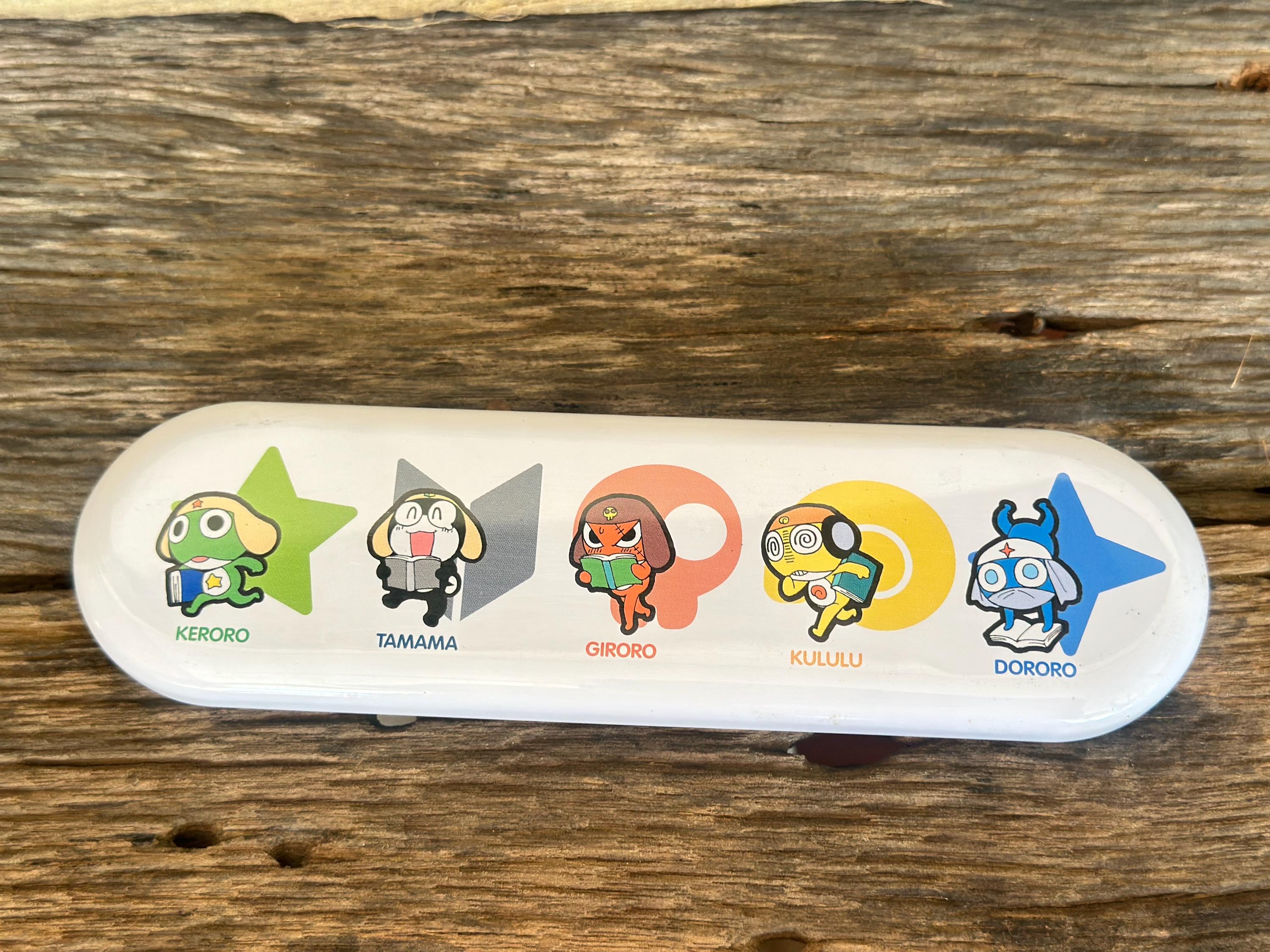 2006 ケロロ軍曹 ブリキ筆箱 - Etsy 日本