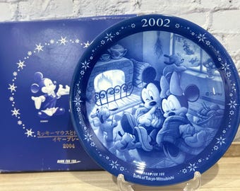 2002 Mickey and Minie decorated Plate