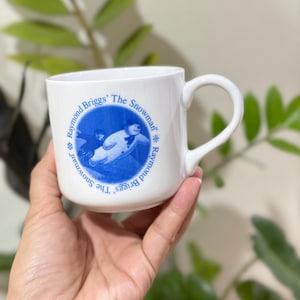 2004 The Snowman by Raymond Briggs  coffee mug