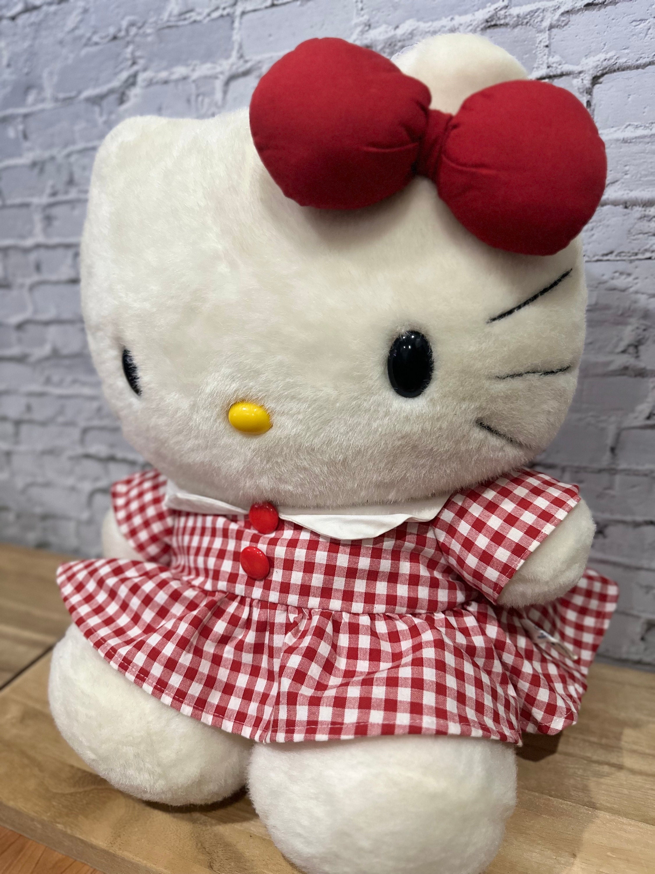 ぬいぐるみ Hello Kitty Red Tartan Hello Kitty 50th Anniv. Plush Mascot (Red Tartan)