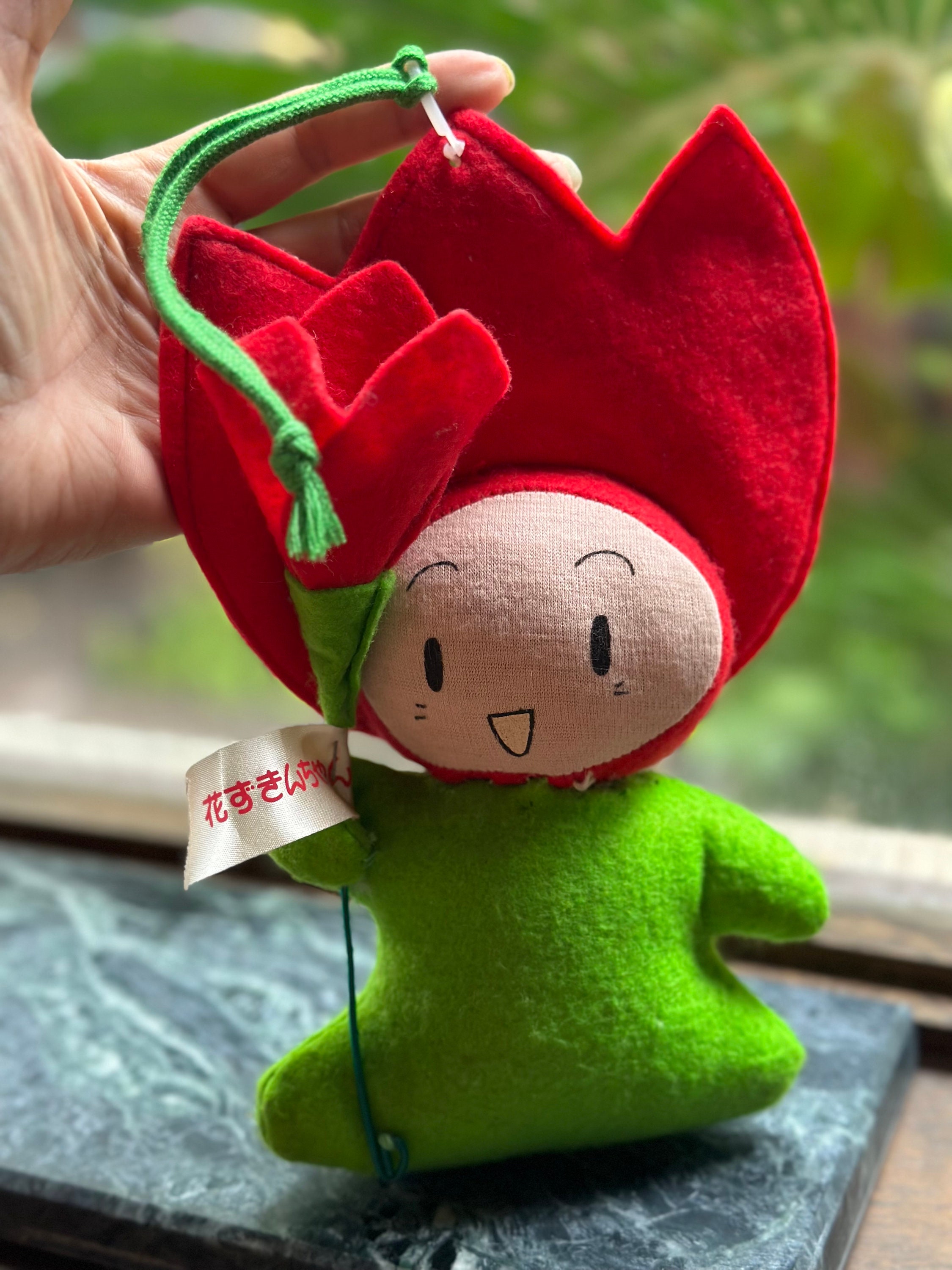ぬいぐるみ・マスコット Hana 1990 Flower Expo 90 Mascot Hanazukin-chan Plush and Pin Badge - Etsy
