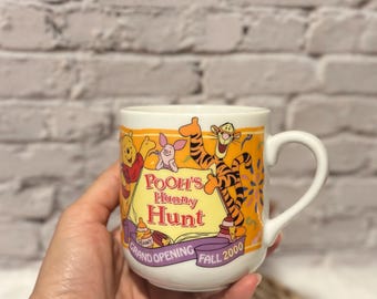 2000 Tokyo Disneyland Grand opening “Pooh Honey Hunt” Winnie the Pooh coffee Mug