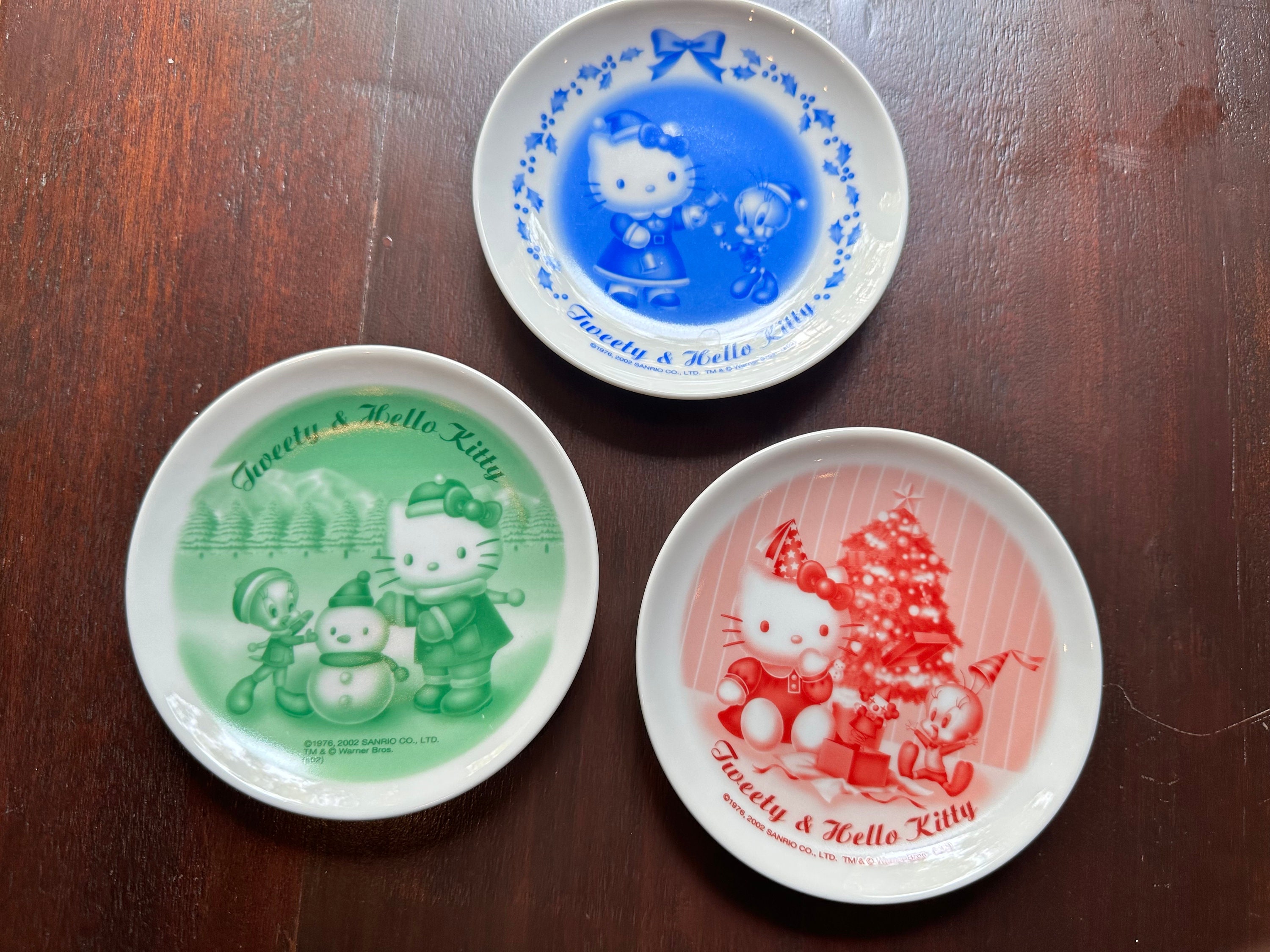 サンリオ ハローキティ　クリスマスプレート 2002年 3枚セット il_fullxfull.5312628325_h6ll.jpg