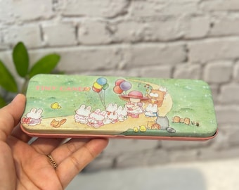 1970年代 タイニーキャンディ 学研のブリキペンケース - Etsy 日本