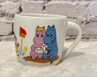 Taza de café de cerámica vintage del Valle de los Moomin