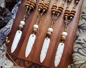 Boho Bone Feather Necklace, Beaded Necklaces, Bone Jewelry, Bone Necklace, Feather Necklace, Feather Jewelry, Gifts for Her, Beaded Jewelry
