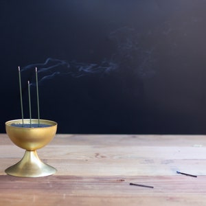 Incense Burner, Palo Santo Holder Brass and Black Sand Meditation Bowl image 3