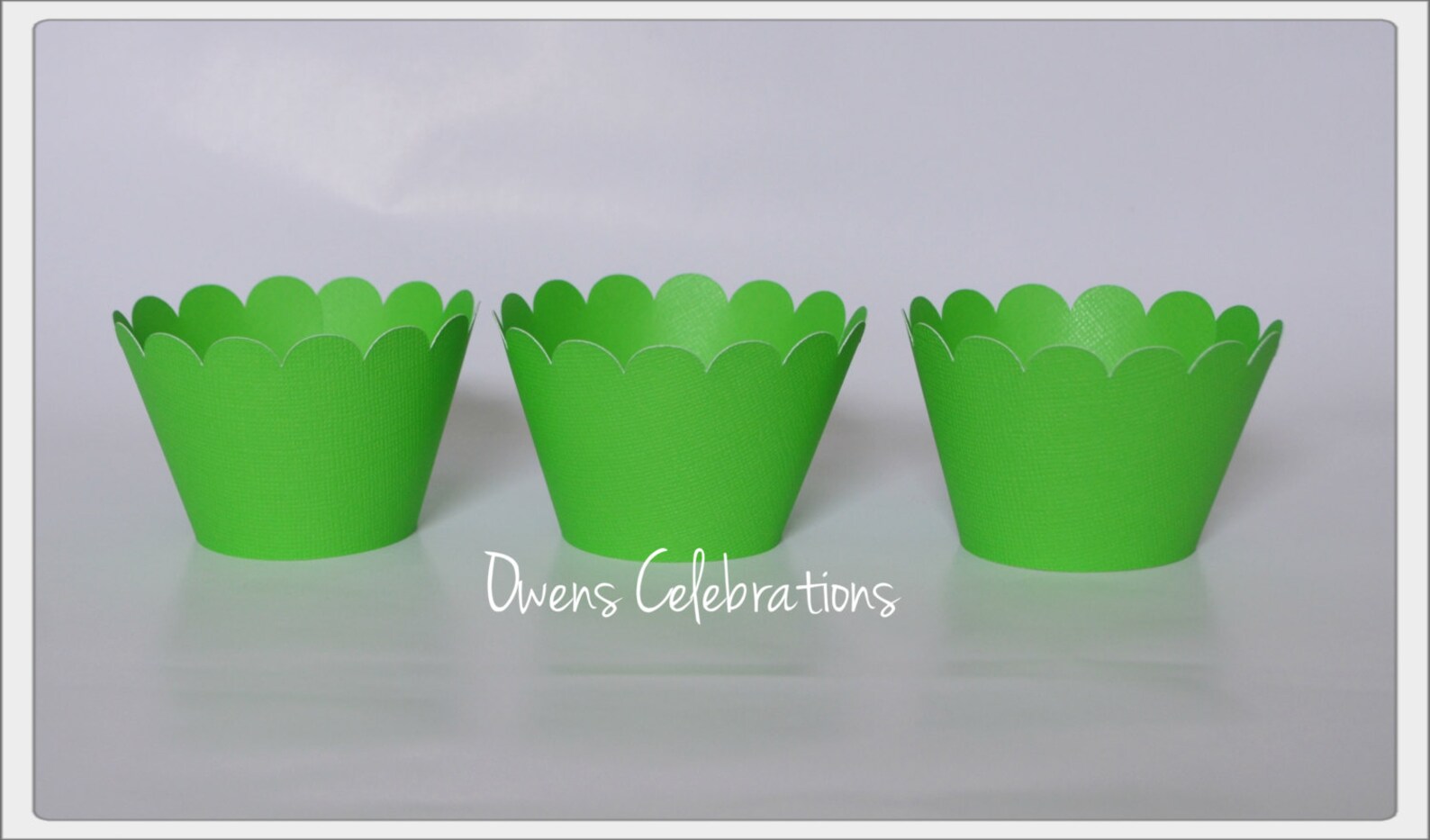 Lime Green Cupcake Wrappers With Scalloped Edge Green Cupcake Etsy