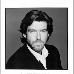 PIERCE BROSNAN - Original 8x10 Glossy Still Photo - 1995 - from &quot;GOLDENEYE&quot; - James Bond