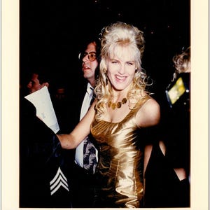 DARYL HANNAH - 8x10 Glossy Still Portrait Photo - Color Reproduction #9 - from Steel Magnolias Premier 1989