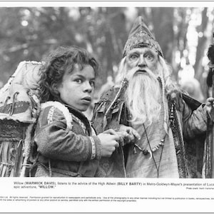 WILLOW - 1988 - 5 Original 8x10 Glossy Photos - VAL KILMER - Ron Howard, George Lucas