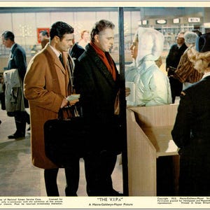 ELIZABETH TAYLOR - 1963 - Original 8x10 Farbfoto - von VIPs - # 5 - Mit Richard Burton und Louis Jordan