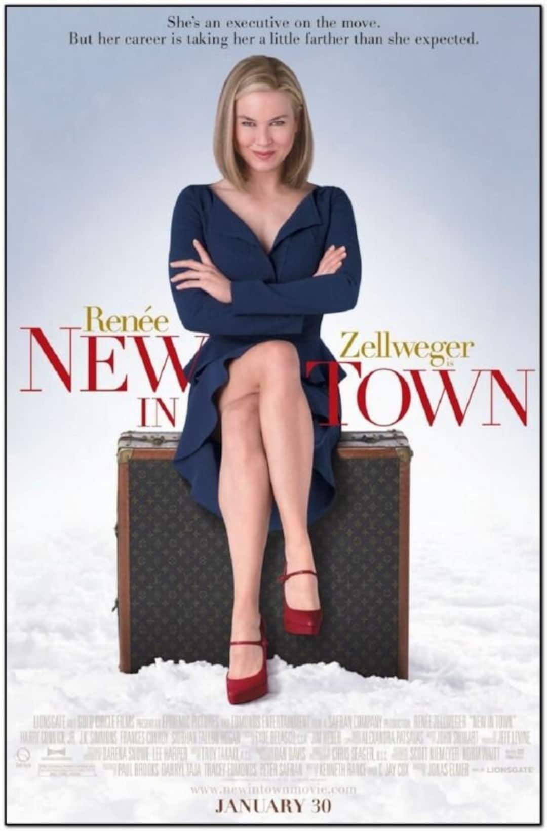 Buy NEW IN TOWN 2009 Original 27x40 Movie Poster Final Style Renee  Zellweger Online in India
