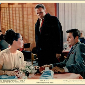 ELIZABETH TAYLOR - 1963 - Original 8x10 Farbfoto - von VIPs - #8 - Mit Richard Burton und Louis Jordan