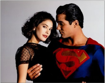 LOIS AND CLARK - 1990's - 7 Color 8x10 Glossy Television Photos - Dean Cain, Teri Hatcher - Set A