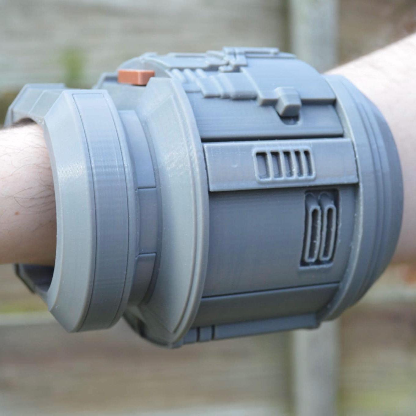 Cowboy and Aliens Jake Lonergan Alien Wrist Bracelet | 3D Print | Hero ...