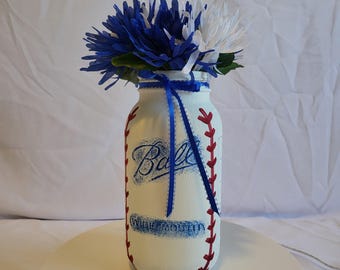 Dodgers-Inspired Baseball Mason Jar Centerpiece