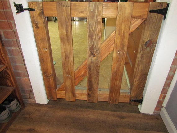 pallet wood baby gate