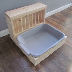 Small EZ Entry - Hop Box: Rabbit Bunny Easy Entry Hay Feeder and Litter Pan Combo