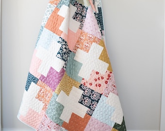 Plus Pop quilt pattern - Scrappy and stash friendly modern plus quilt