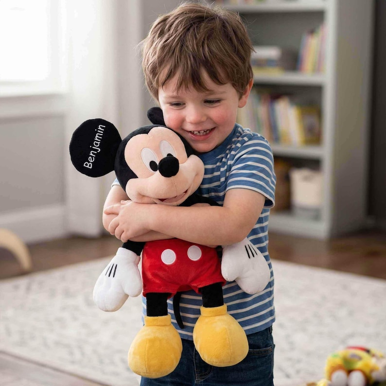Peluche personalizado de Mickey Mouse de Disney (15,5 pulgadas) imagen 1