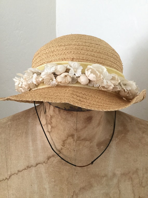 Vintage 40s 50s MILLINERY FLOWERS HAT Straw Brim … - image 8