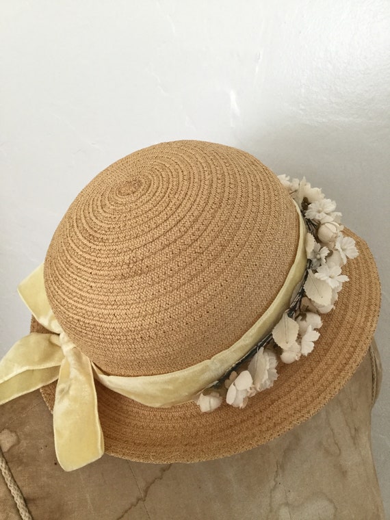 Vintage 40s 50s MILLINERY FLOWERS HAT Straw Brim … - image 9