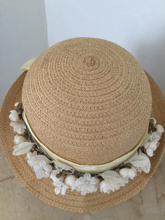 Vintage 40s 50s MILLINERY FLOWERS HAT Straw Brim … - image 6