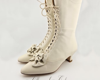 GIVERNY – Victorian Women's Lace-Up Boots 1890s – Historical Leather Ankle Boots with Leather Soles