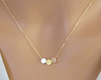 Collier d'initiales à pois, cadeau personnalisé pour la fête des mères, bijoux d'anniversaire minimalistes, cadeau pour elle, anniversaire de femme