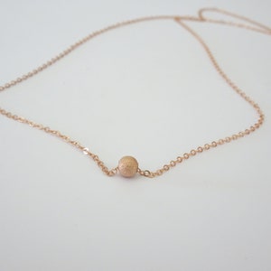 Tiny Stardust Necklace, Delicate Jewelry Gift for Her 画像 5