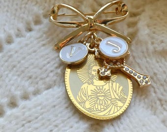 Sacred Heart of Jesus Baby Blessing Pin, Gold Catholic Baptism Brooch with Cross, Custom Initial Christening Protection Pin, Keepsake Gift