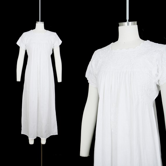 Vintage 1920's Night Gown - Lawn Dress - Floral Em