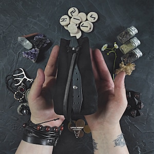 Soft Leather pouch for runes cubes dice coins bones crystals minerals amulets &quot;Witch pouch&quot; Pagan Witchcraft Wiccan Divination Tool Supplies