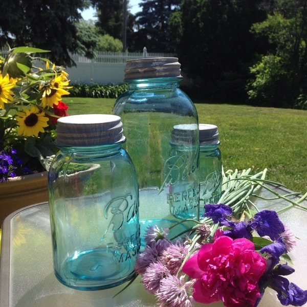 Let Uncle Mason's be your blue ball shopper! SET OF 3! Half Gallon, quart and pint size jars are in this incredible and reasonably priced of