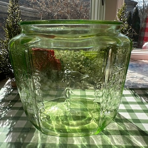 Green Vintage Hocking, Princess Cookie Jar Bottom in GREAT Condition Ready to Ship for Your Collection Christmas Day gift Ships Fast!