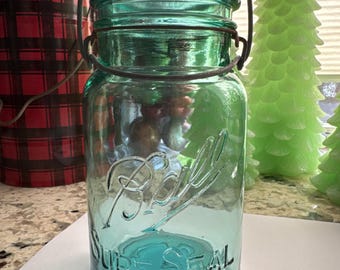 Vintage Ball WIDE MOUTH Sure Seal One Quart Size Ball Blue Canning Fruit Jar-  Great Shape Along with Extra Wide LID! Farmhouse Kitchen Jar!