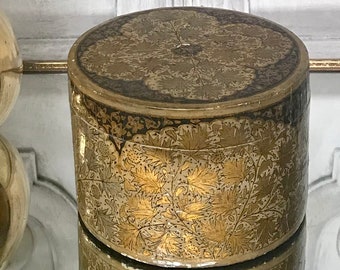 Vintage Paper Mache Trinket Box / Papier-Mâché / Kashmir Decorative Tobacco Tin / Black and Gold Papier-Mâché Box
