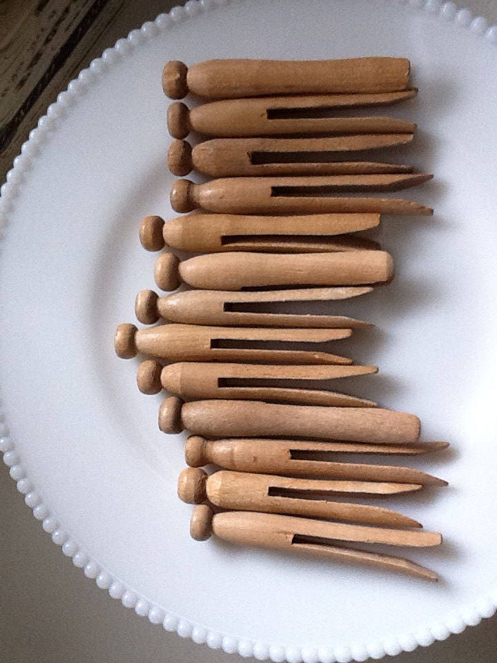 62 Wood Craft Clothes Pins Round and Flat Top