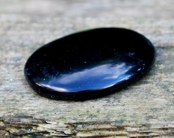 Black Obsidian Natural Crystal Palm Stone / Worry Stone / Cabochon (Beautifully Gift Wrapped) - Detox Stone