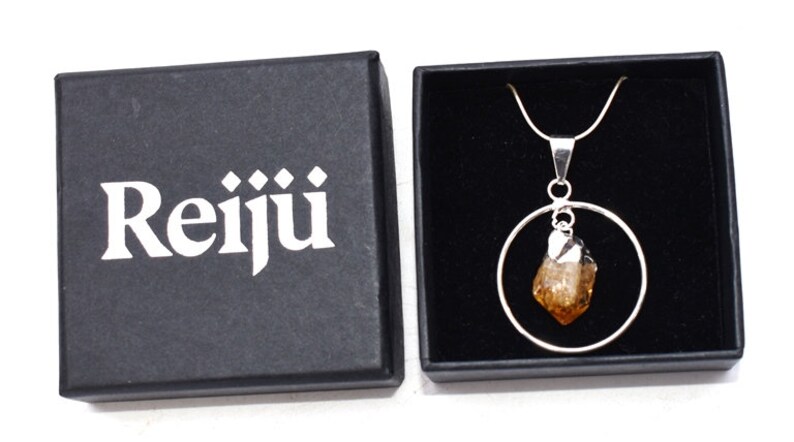 Beautiful /& Natural Necklace Pendant incorporating Small Citrine Crystal Charm with Gift Box By Reiju.